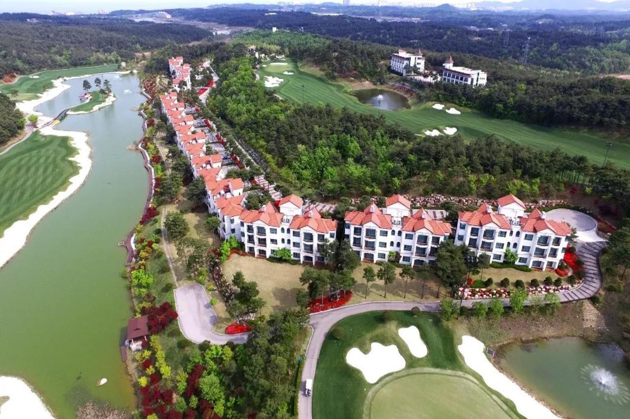 Pineridge Hotel Sokcho Exterior foto